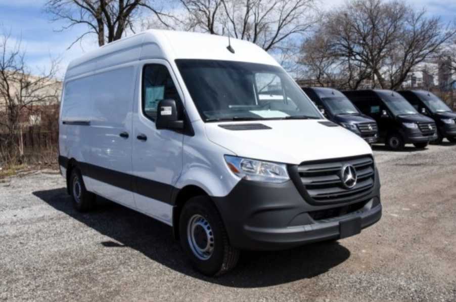 New and used Mercedes Benz Sprinter price in Ghana