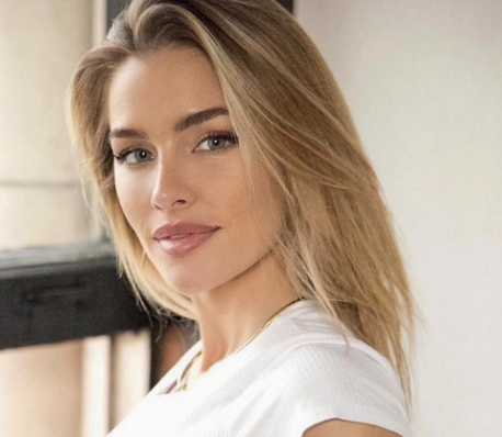 Jean Watts: The Beauty and Talent of a Rising Star