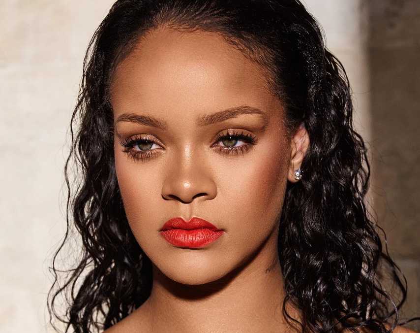 Rihanna’s Collection of Cars, Net Worth and Age